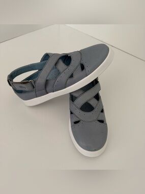 CLOUD Footwear Blue Leather Strappy Slingback Sandals EU 36 US 5.5